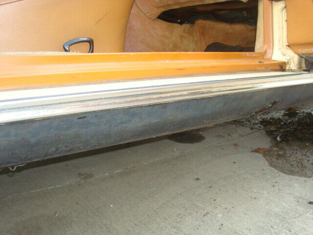 1980 Mercedes-Benz 200-Series - photo 10