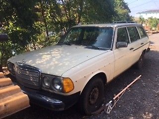 1980 Mercedes 300 TD Wagon 1980 Mercedes-Benz 300-Series