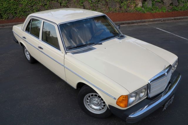 1980 Mercedes-Benz 300-Series 300D - photo 3