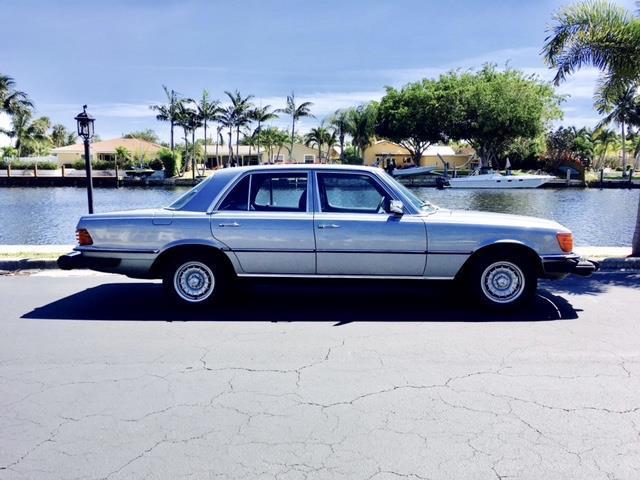 1980 Mercedes-Benz 300SD -- - photo 6