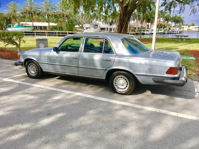1980 Mercedes-Benz 300SD -- - photo 8