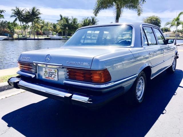 1980 Mercedes-Benz 300SD -- - photo 9