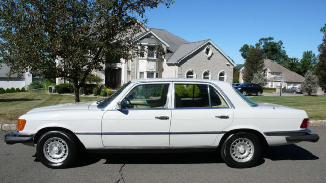 1980 MERCEDES 300SD WITH ONLY 24,000 MILES CAR RUNS AS NEW RUST FREE STUNNING 1980 Mercedes-Benz S-Class