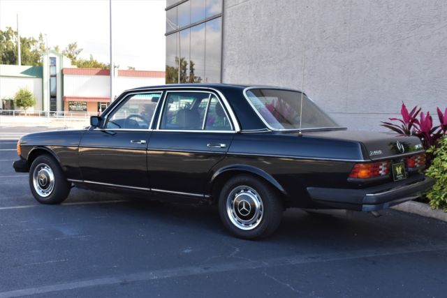 1980 Mercedes-Benz 240 D Automatic Diesel A/C - photo 3