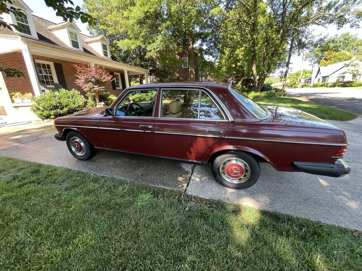 1980 Mercedes-Benz 240 D - photo 2