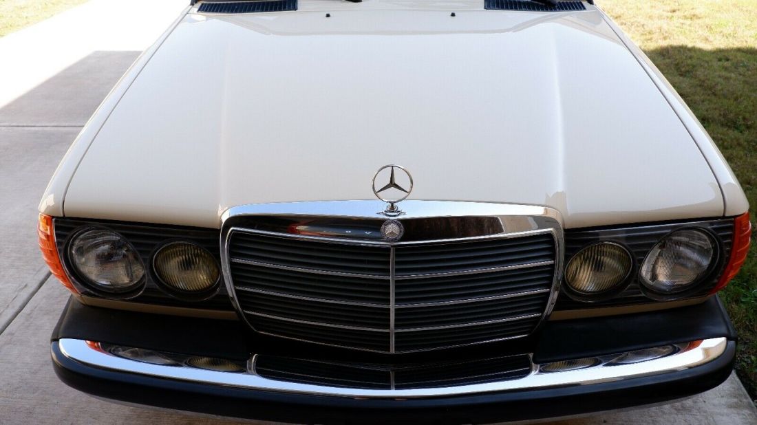 1980 Mercedes-Benz 240D - photo 3
