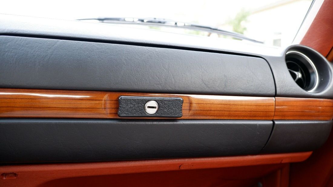 1980 Mercedes-Benz 240D - photo 8