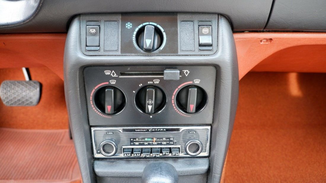 1980 Mercedes-Benz 240D - photo 9