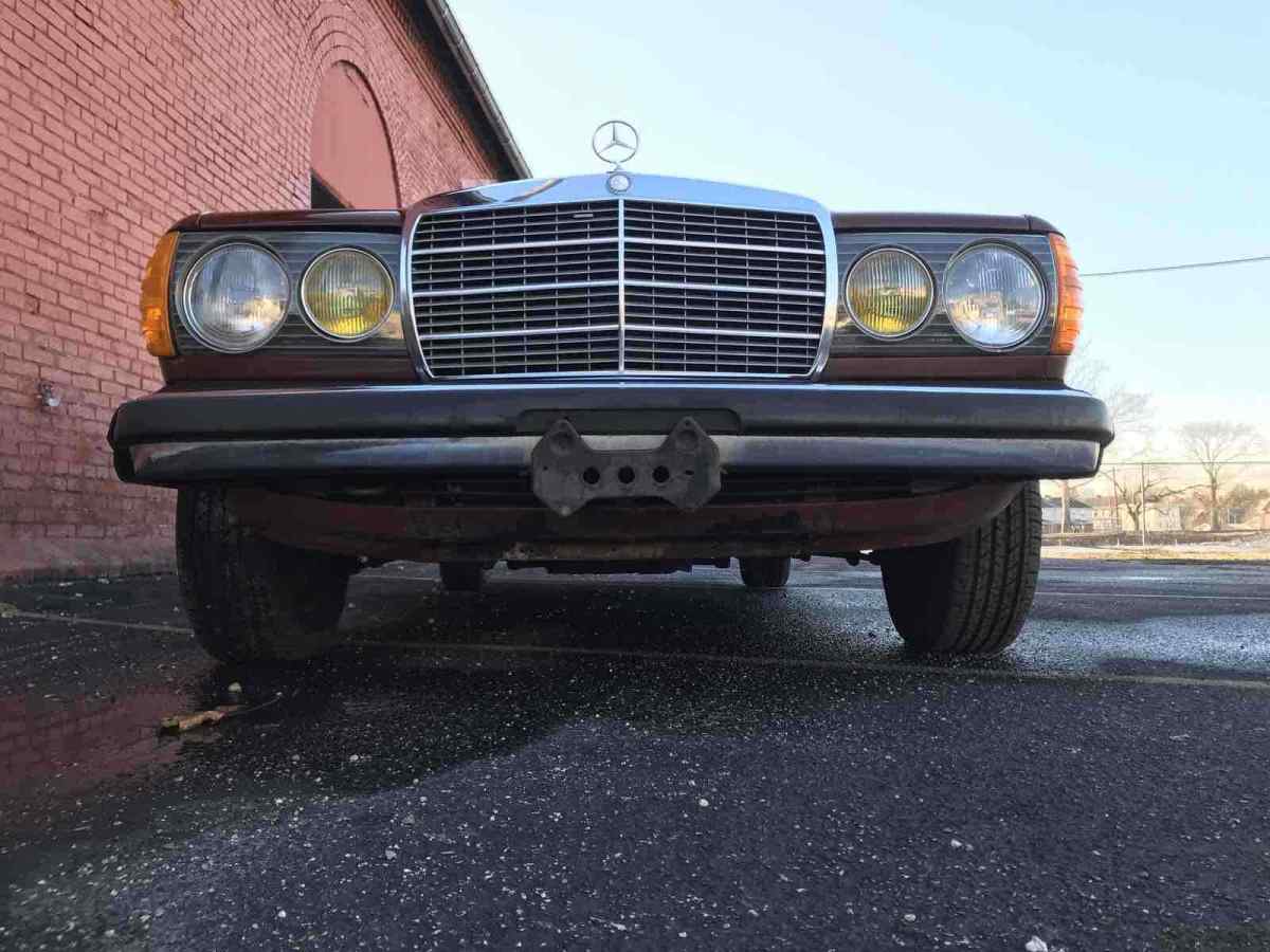 1980 Mercedes-Benz 240D - photo 11