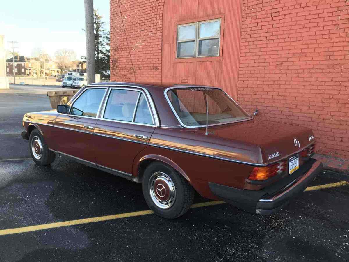 1980 Mercedes-Benz 240D - photo 4