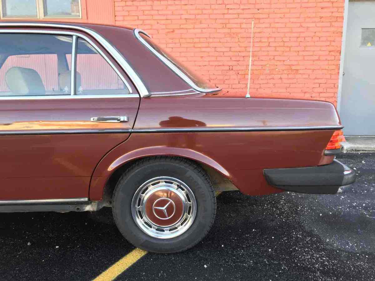 1980 Mercedes-Benz 240D - photo 8