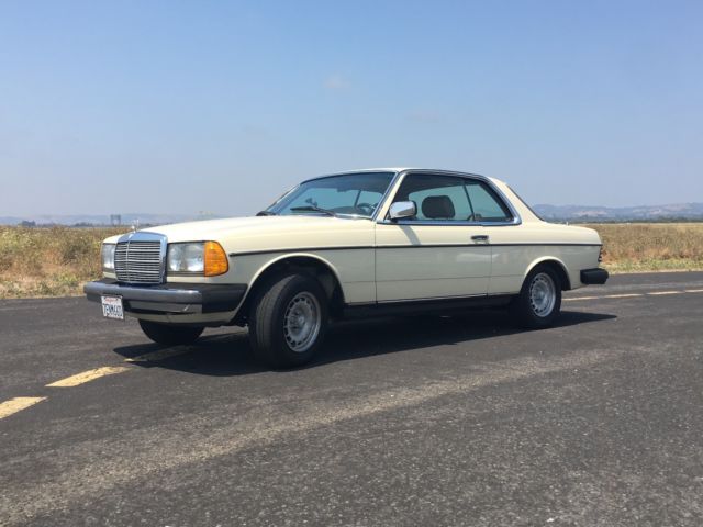 1980 Mercedes Benz 280CE 1980 Mercedes-Benz 200-Series 280CE