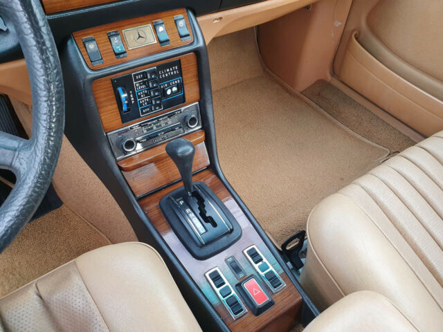 1980 Mercedes-Benz 200-Series 280CE Coupe 2-Door - photo 8