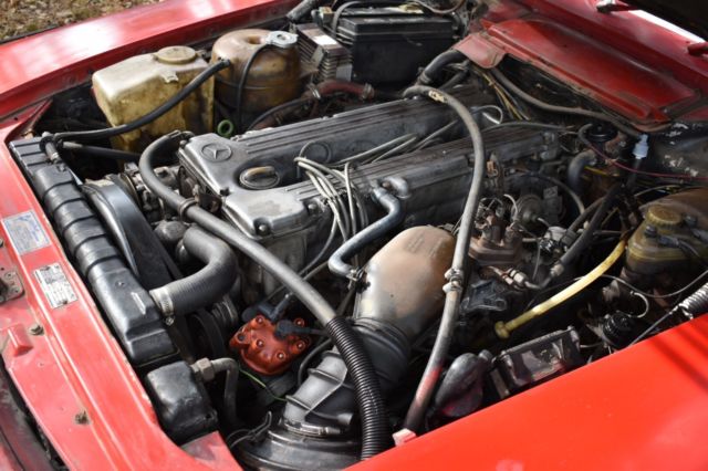 1980 Mercedes-Benz 200-Series - photo 2