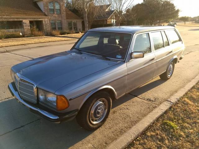1980 Mercedes-Benz 200-Series 280TE - photo 5