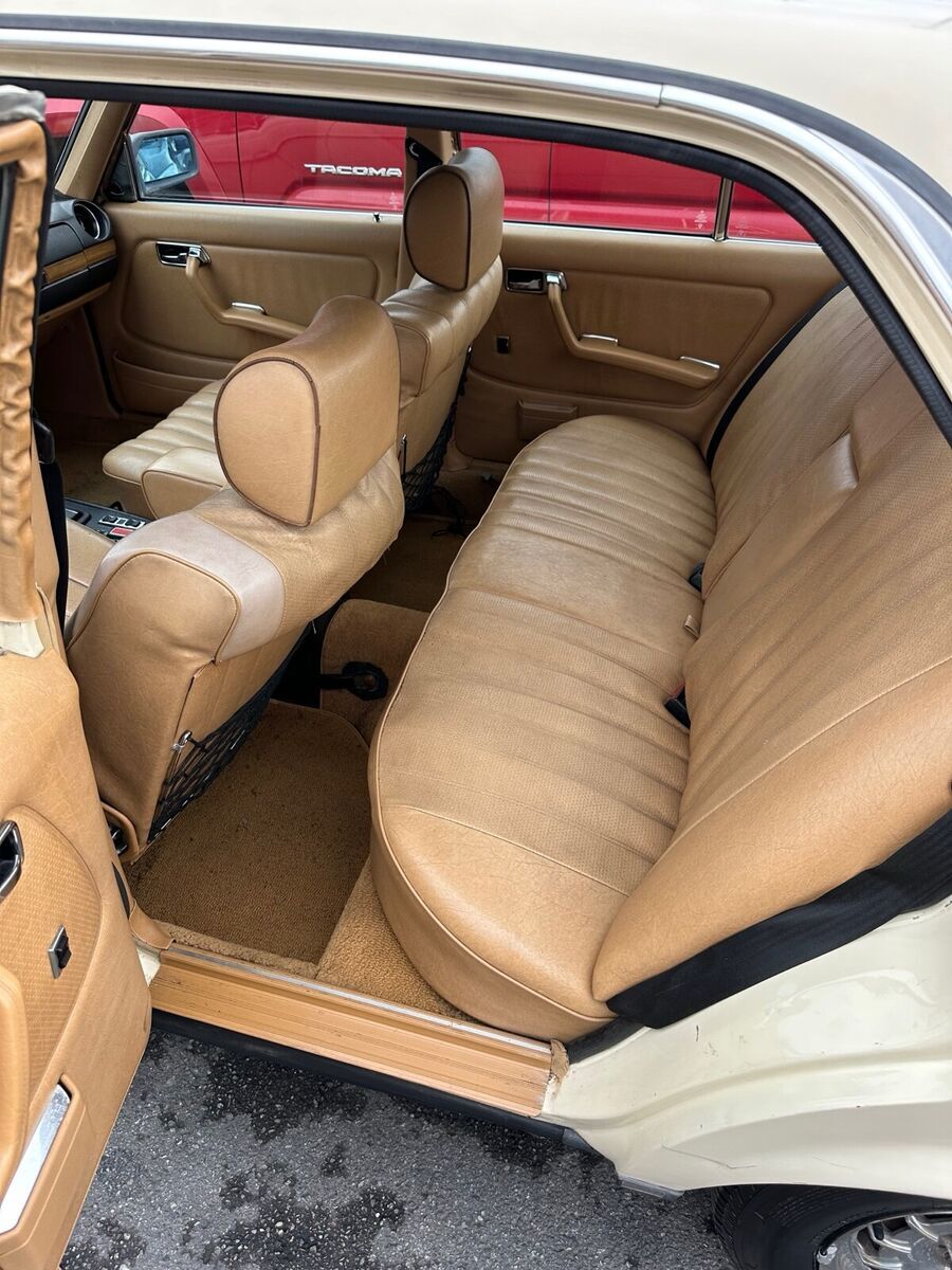 1980 Mercedes-Benz 300 D - photo 8