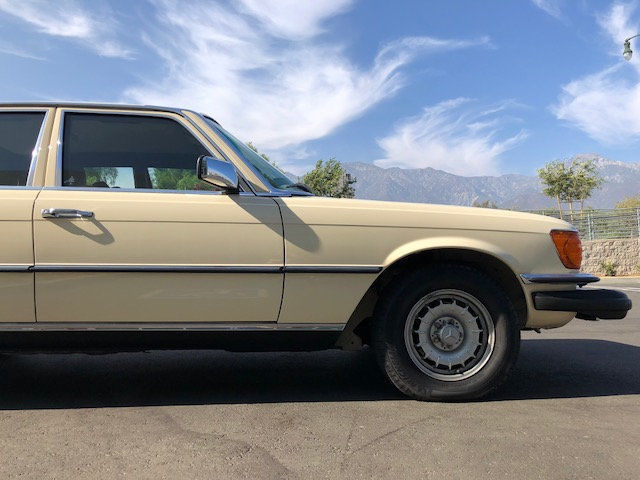 1980 Mercedes-Benz 300-Series - photo 12