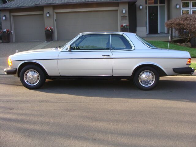 1980 Mercedes -Benz 300-Series 2 door pillar less coupe , All original 1980 Mercedes-Benz 300-Series