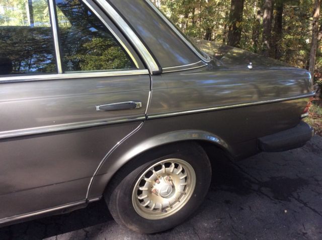 1980 Mercedes-Benz 300-Series 300D - photo 4