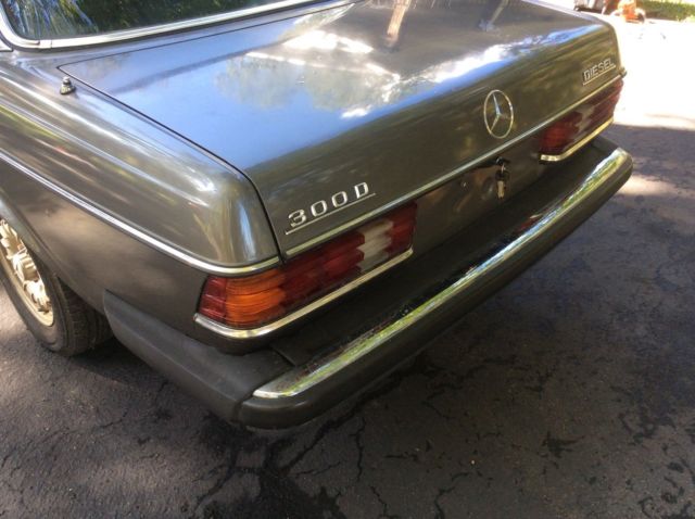 1980 Mercedes-Benz 300-Series 300D - photo 7