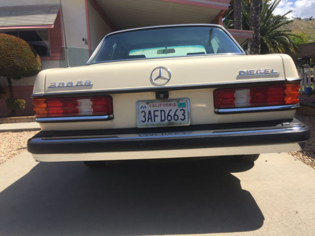 1980 Mercedes-Benz 300CD -- - photo 7
