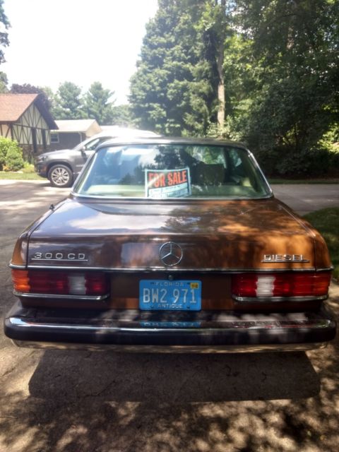 1980 Mercedes-Benz 300-Series 300CD - photo 3