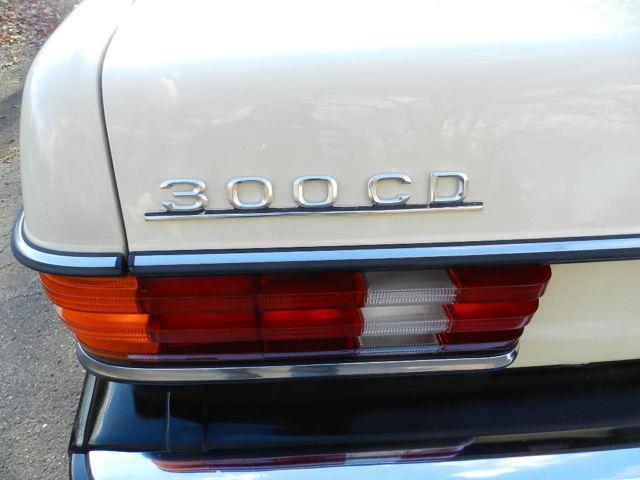 1980 Mercedes-Benz 300CD -- - photo 12