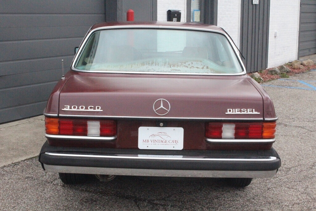 1980 Mercedes-Benz 300-Series Sunroof Coupe - photo 6