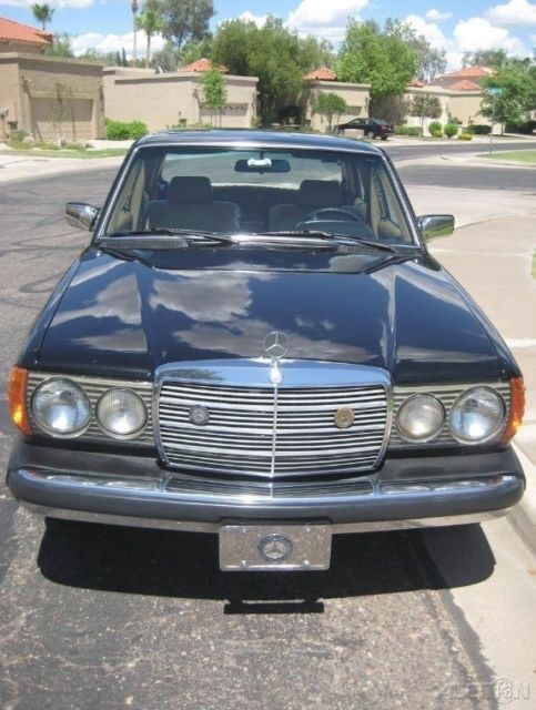1980 Mercedes-Benz 300-Series - photo 6