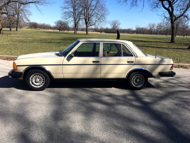 1980 Mercedes-Benz 300-Series D