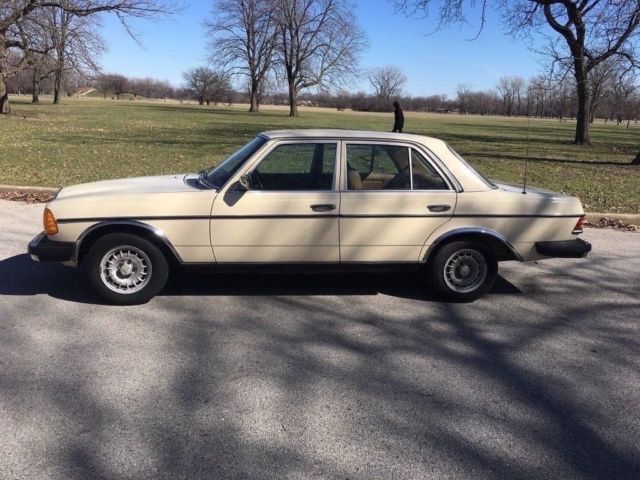 1980 Mercedes Benz 300D 41K Miles 1 Owner California Car Like New! 1980 Mercedes-Benz 300-Series OM617