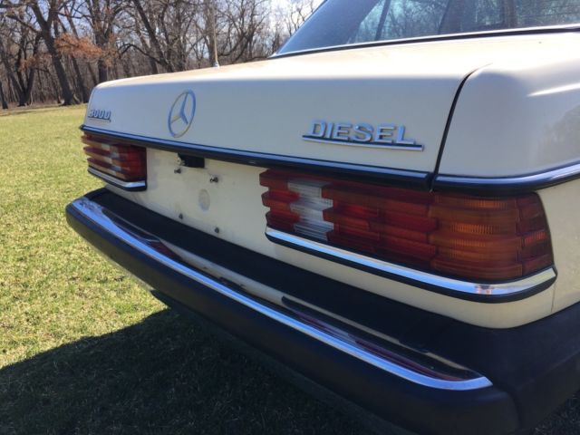 1980 Mercedes-Benz 300-Series OM617 - photo 10