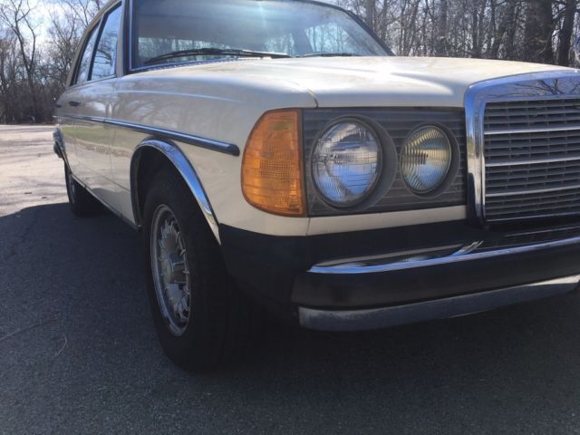 1980 Mercedes-Benz 300-Series OM617 - photo 5