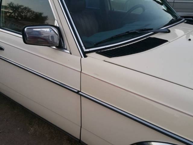 1980 Mercedes-Benz 300-Series - photo 6