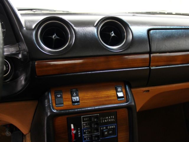 1990 Mercedes-Benz 300-Series 300D - photo 11