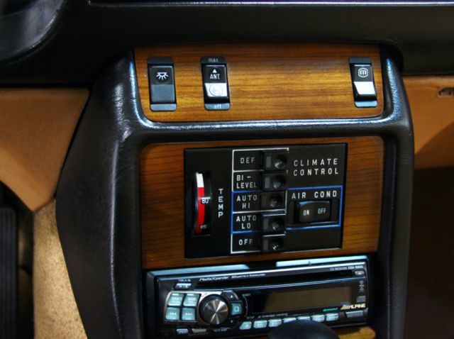 1990 Mercedes-Benz 300-Series 300D - photo 12