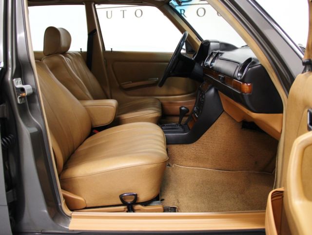 1990 Mercedes-Benz 300-Series 300D - photo 5