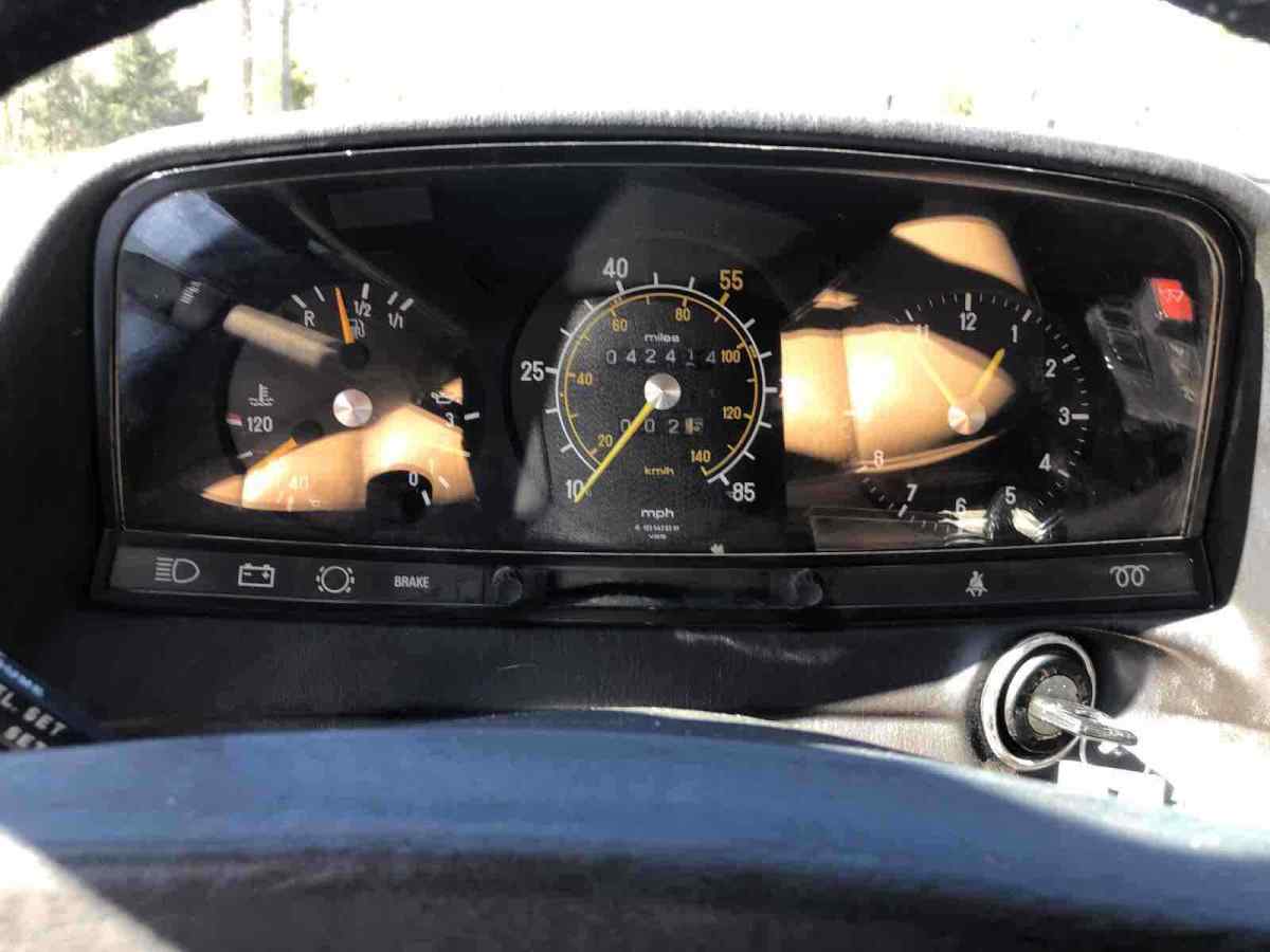 1980 Mercedes-Benz 300D - photo 10