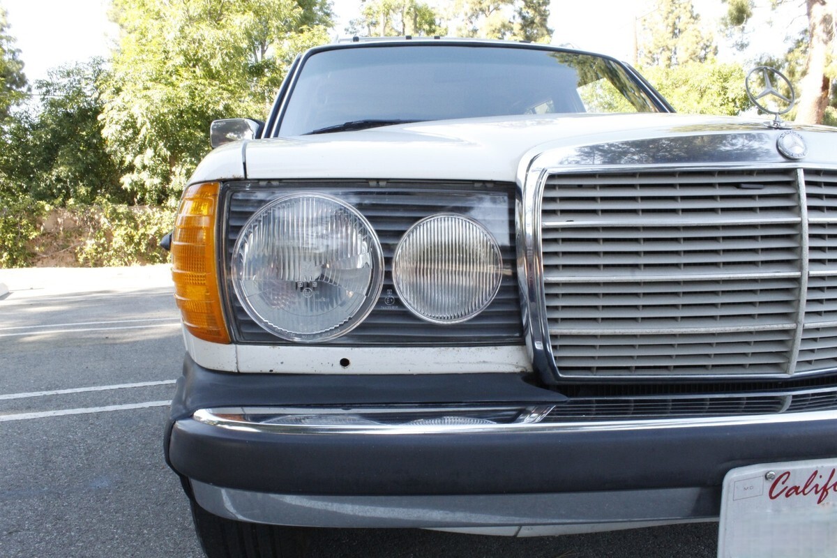 1980 Mercedes-Benz 300-Series - photo 13
