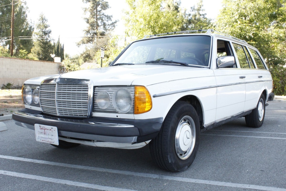 1980 Mercedes-Benz 300-Series - photo 5