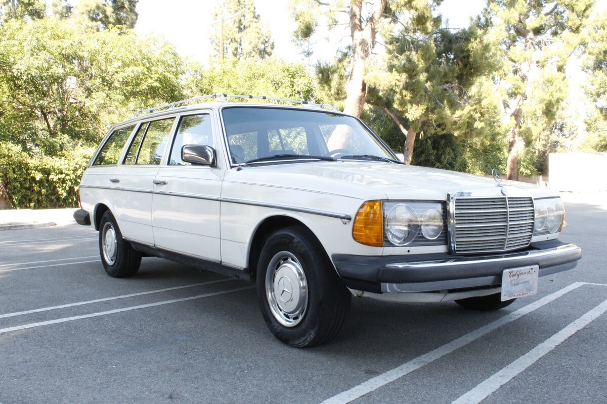 1980 Mercedes-Benz 300-Series - photo 8