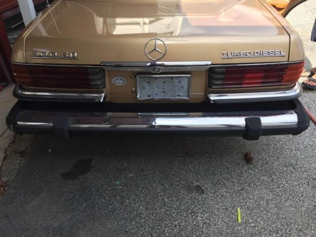 1980 Mercedes-Benz 300-Series 300 Series - photo 2