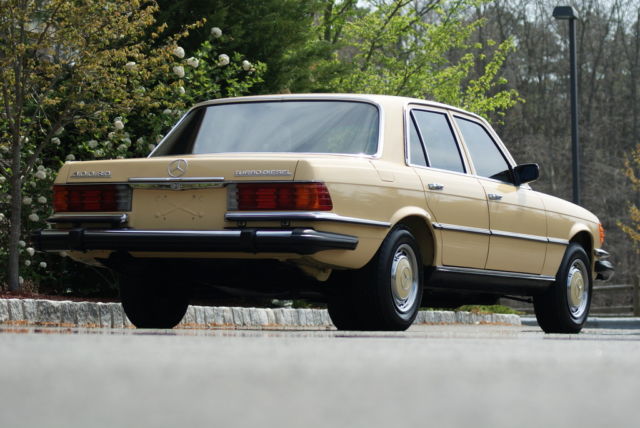 1980 Mercedes-Benz 300SD Museum Quality Collector Car !!! 1980 Mercedes-Benz 300-Series