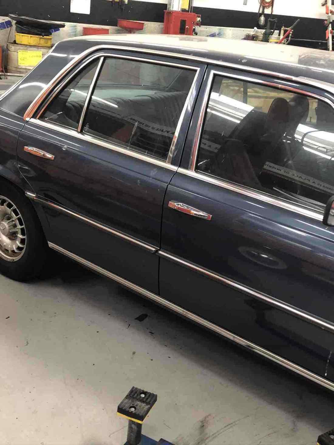 1980 Mercedes-Benz 300SD - photo 3