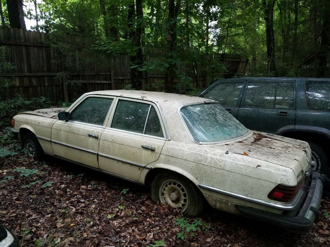 1980 Mercedes-Benz 300SD 4 door - photo 4