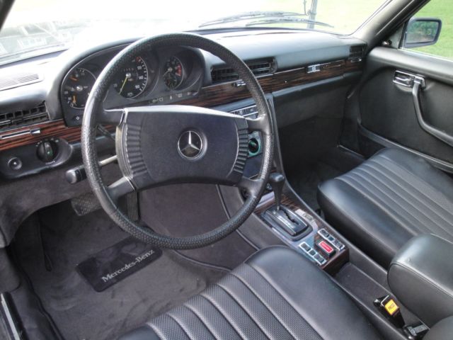 1980 Mercedes-Benz 300-Series - photo 11