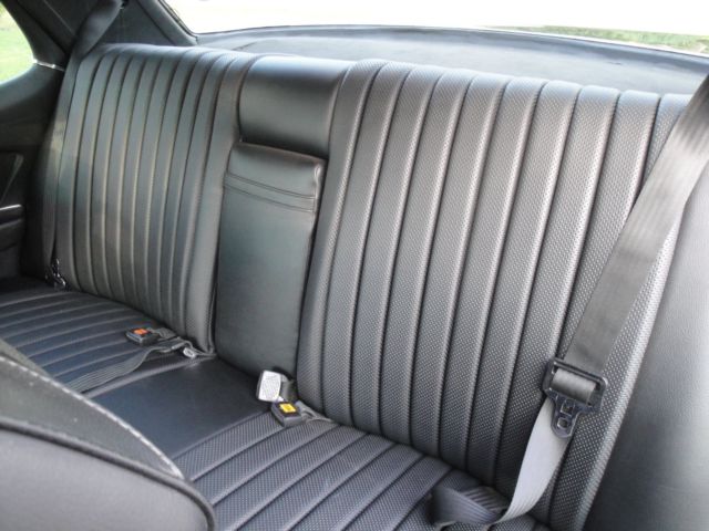 1980 Mercedes-Benz 300-Series - photo 13