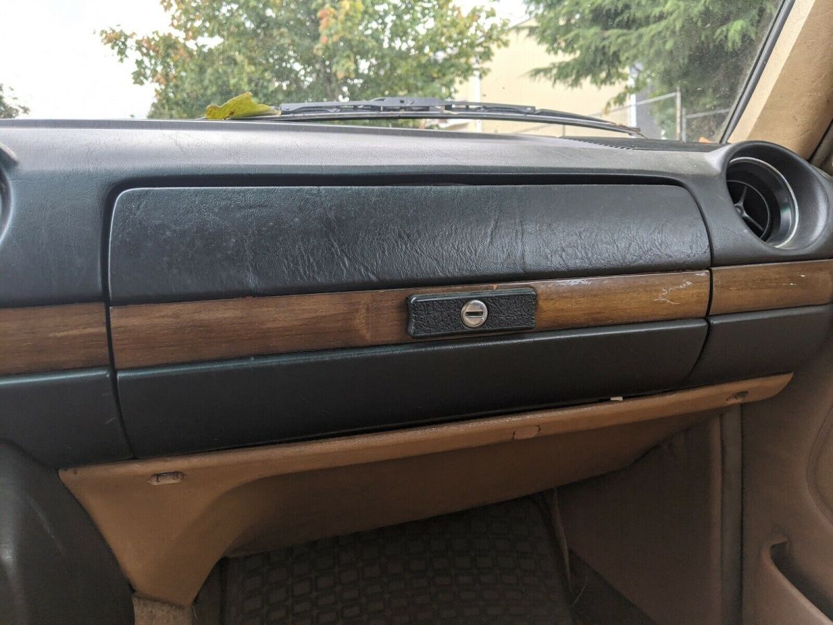 1980 Mercedes-Benz 300TD - photo 10