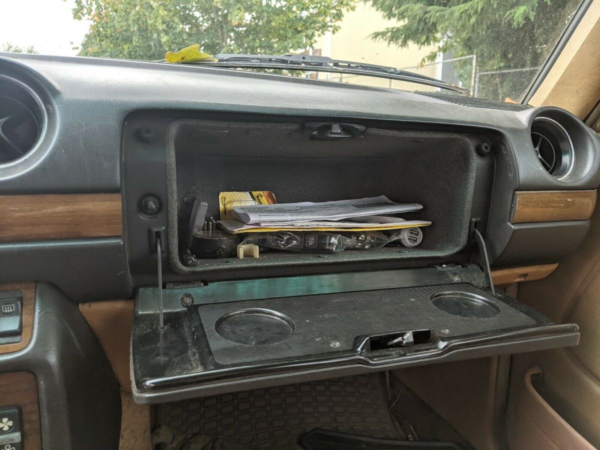 1980 Mercedes-Benz 300TD - photo 11