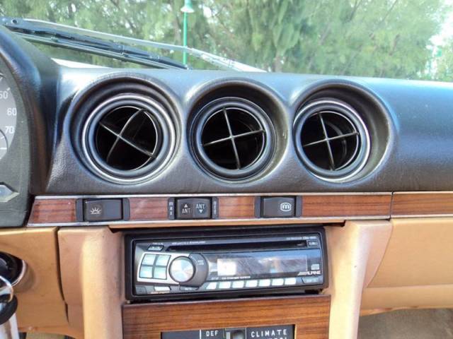 1980 Mercedes-Benz SL-Class 2 Tops Excellent condition Low miles Super clean - photo 12
